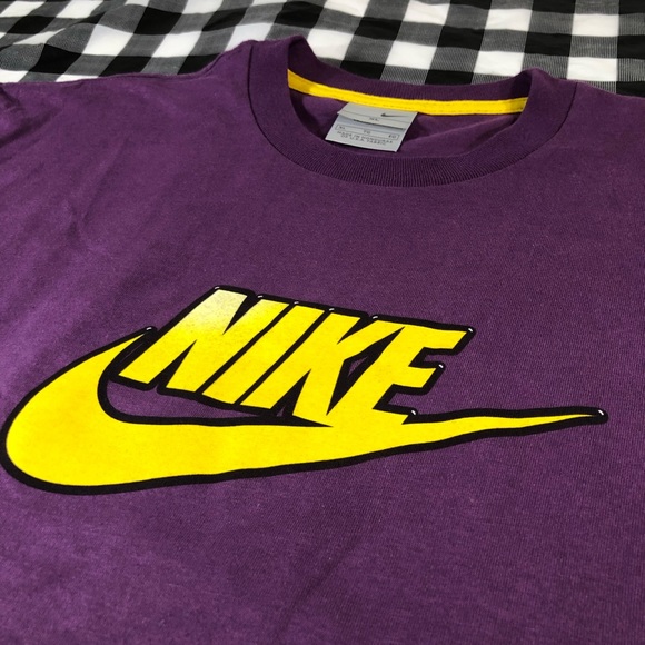 Nike Purple Yellow Swoosh Graphic Logo T Shirt - Picture 2 of 8